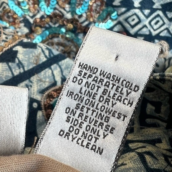 Chico’s Linen Blend Boho Embroidered Jacket with Sequins Size 0 - Picture 11 of 12